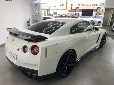 Nissan GT-R 2016 - 142500 EUR, 64500 km - AUTO.MOTO.pt - 64500km - foto 2 de 3