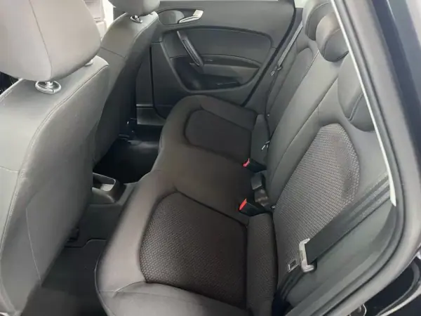 Audi A1 Sportback 2018 - 15250 EUR, 85720 km - AUTO.MOTO.pt - 85720km - foto 13 de 17