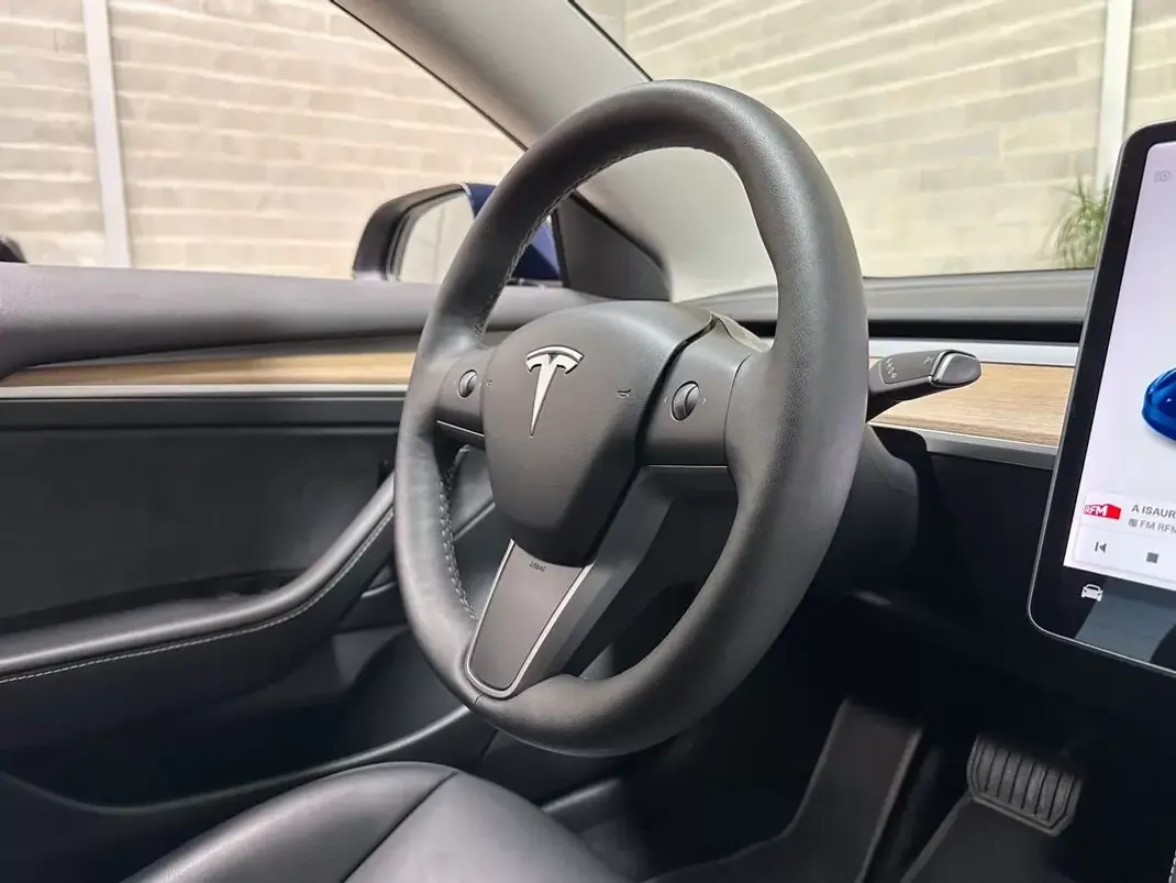 Tesla Model 3 2021 - 27950 EUR, 58905 km - AUTO.MOTO.pt - 58905km - foto 45 de 55