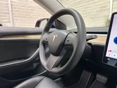 Tesla Model 3 2021 - 27950 EUR, 58905 km - AUTO.MOTO.pt - 58905km - foto 45 de 55