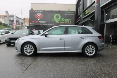 Audi A3 Sportback 2014 - 10900 EUR, 183539 km - AUTO.MOTO.pt - 183539km - foto 12 de 19