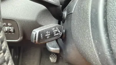 Audi A1 Sportback 2013 - 10800 EUR, 171383 km - AUTO.MOTO.pt - 171383km - foto 18 de 28