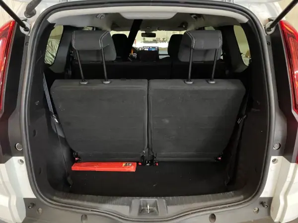 Dacia Jogger 2022 - 13950 EUR, 136000 km - AUTO.MOTO.pt - 136000km - foto 20 de 20