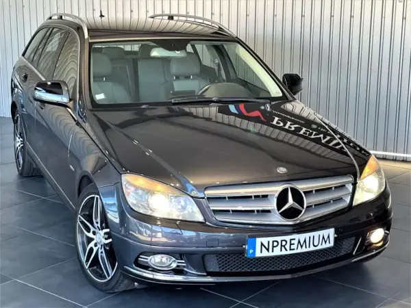 Mercedes-Benz C 220 2008 - 13990 EUR, 231000 km - AUTO.MOTO.pt - 231000km - foto 21 de 42