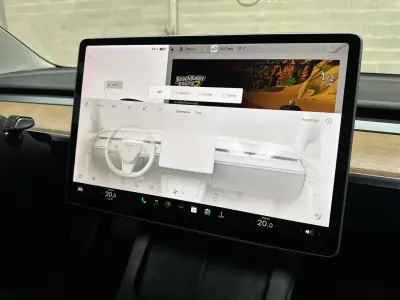 Tesla Model 3 2021 - 26450 EUR, 64959 km - AUTO.MOTO.pt - 64959km - foto 42 de 53