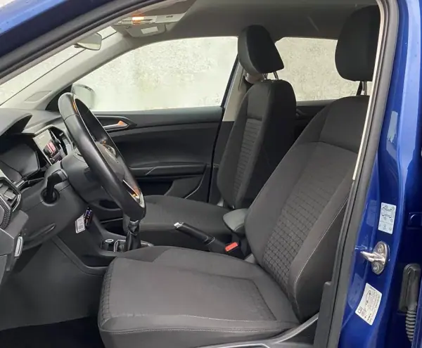 Volkswagen T-Cross 2022 - 14900 EUR, 109298 km - AUTO.MOTO.pt - 109298km - foto 9 de 13