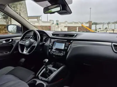 Nissan Qashqai 2018 - 19750 EUR, 96850 km - AUTO.MOTO.pt - 96850km - foto 19 de 21