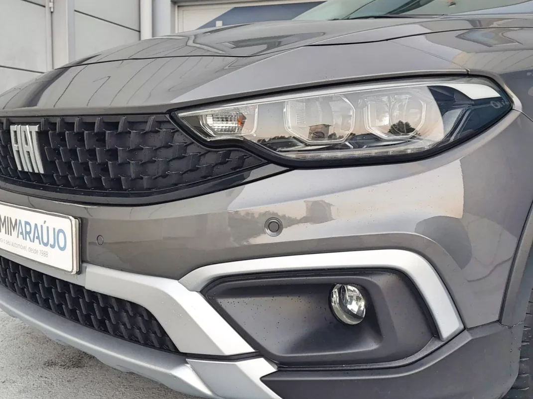 Fiat Tipo Station Wagon Cross 2023 - 19900 EUR, 15112 km - AUTO.MOTO.pt - 15112km - foto 17 de 27