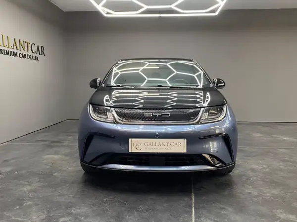 BYD Dolphin 60.4 kWh Design 2024 Electric