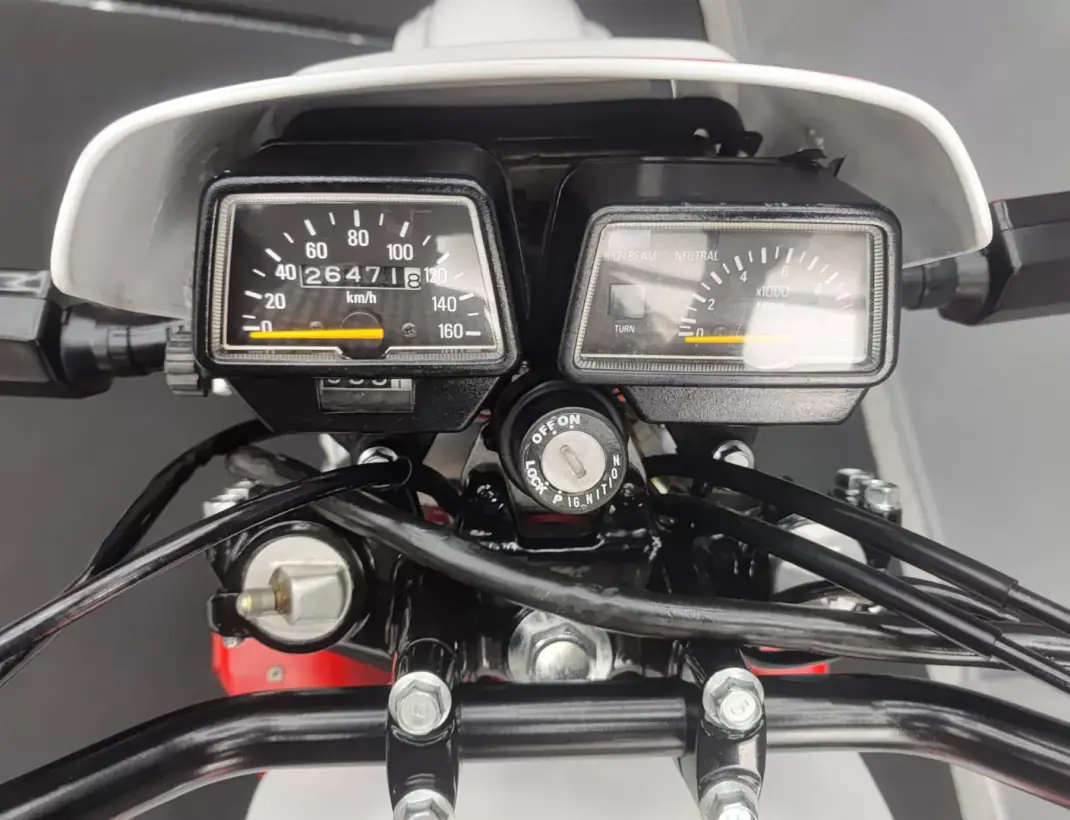 Yamaha XT 225 1991 - 5500 EUR, 26000 km - AUTO.MOTO.pt - 26000km - foto 12 de 21