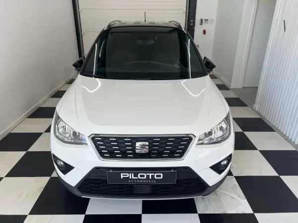 SEAT Arona 2020 - 15490 EUR, 59460 km - AUTO.MOTO.pt - 59460km - foto 4 de 39
