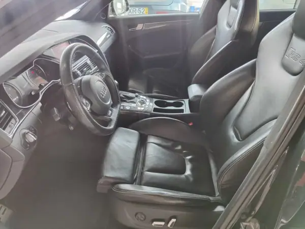Audi RS4 Avant 2013 - 45900 EUR, 113000 km - AUTO.MOTO.pt - 113000km - foto 11 de 45