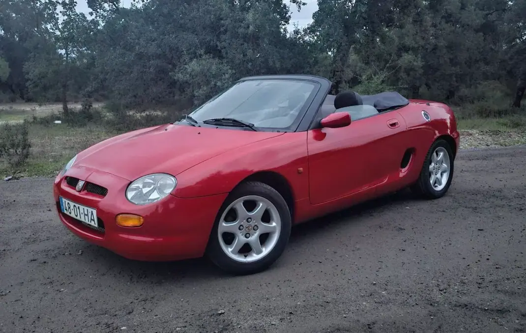 MG MGF 1996 - 4490 EUR, 232814 km - AUTO.MOTO.pt - 232814km - foto 6 de 39