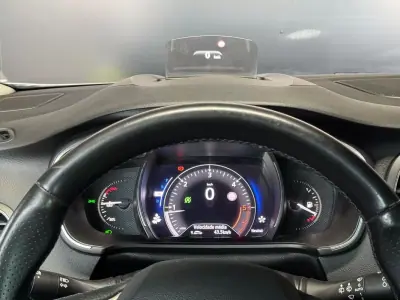 Renault Mégane Sport Tourer 2019 - 15950 EUR, 99000 km - AUTO.MOTO.pt - 99000km - foto 19 de 22