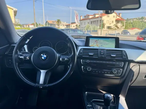 BMW 418 Gran Coupé 2016 - 17500 EUR, 180000 km - AUTO.MOTO.pt - 180000km - foto 5 de 24