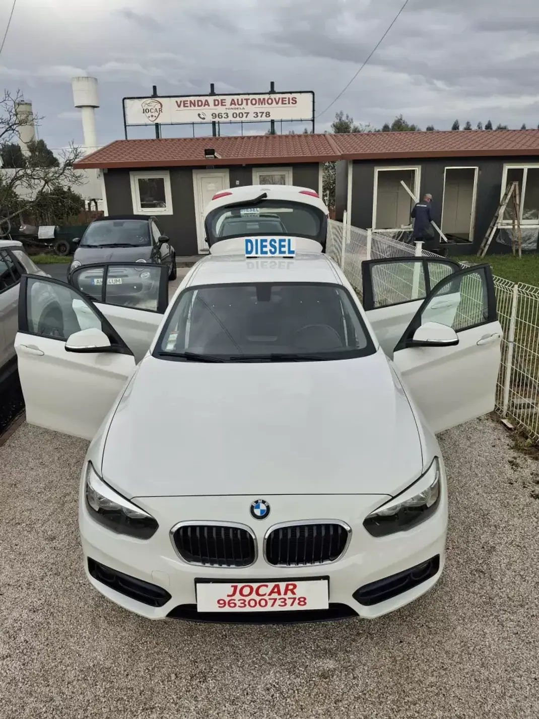 BMW 116 2015 - 1495 EUR, 201000 km - AUTO.MOTO.pt - 201000km - foto 3 de 12