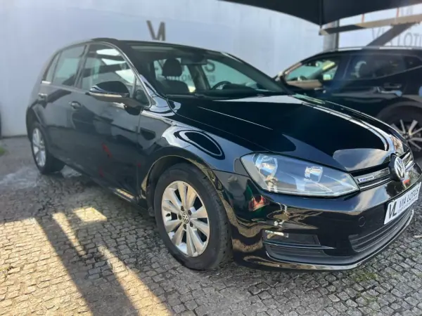 Volkswagen Golf 2015 - 8500 EUR, 318550 km - AUTO.MOTO.pt - 318550km - foto 5 de 12