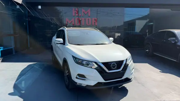Nissan Qashqai 1.5 DCi Tekna 2018 Diesel — 140 677 km Nissan Qashqai 1.5 DCi Tekna 2018 Diesel