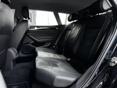 Volkswagen Arteon 2023 - 31990 EUR, 45800 km - AUTO.MOTO.pt - 45800km - foto 32 de 36