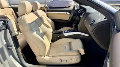 Audi A5 Cabrio 2015 - 23900 EUR, 128555 km - AUTO.MOTO.pt - 128555km - foto 26 de 61