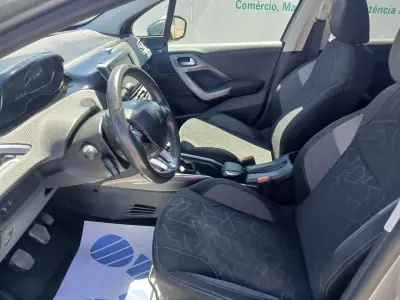 Peugeot 2008 2016 - 8250 EUR, 93942 km - 93942km - foto 15 de 25