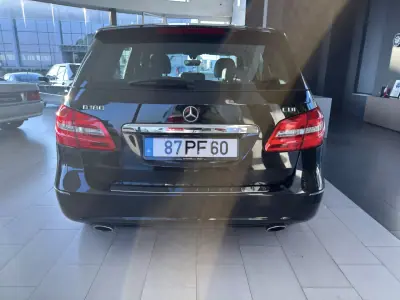 Mercedes-Benz B 180 2014 - 11750 EUR, 245898 km - AUTO.MOTO.pt - 245898km - foto 18 de 25