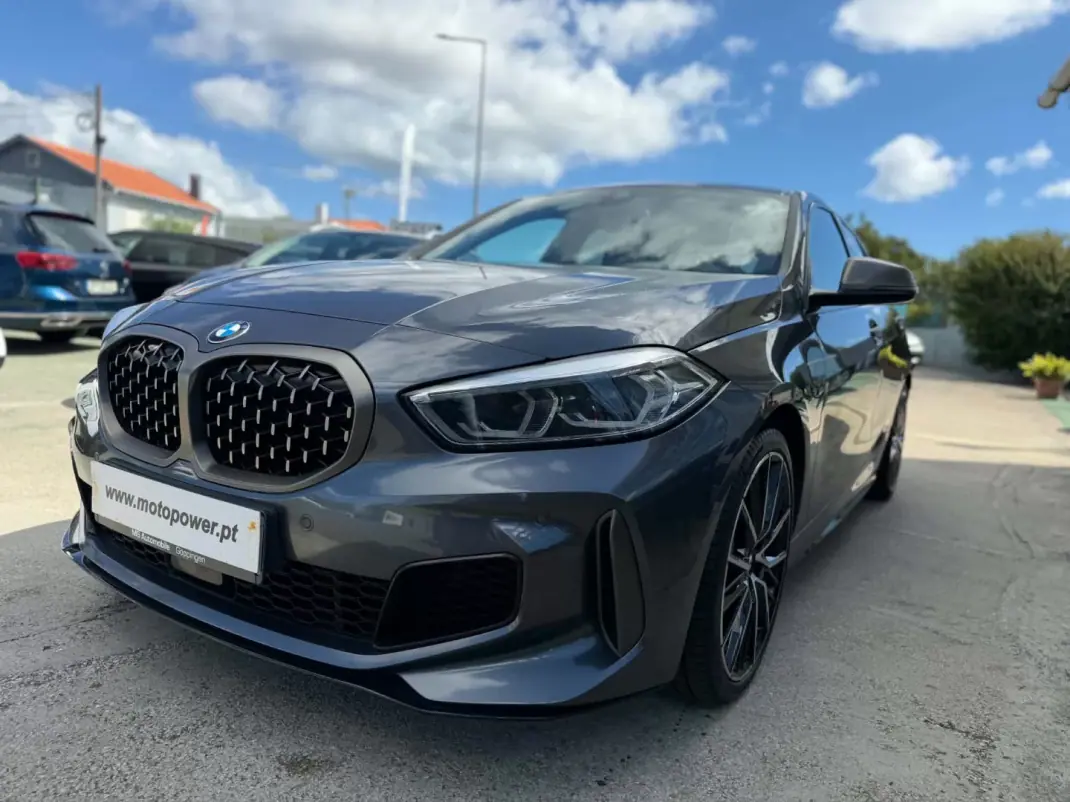 BMW M135i 2019 - 35890 EUR, 100000 km - 100000km - foto 9 de 12