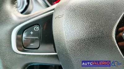Renault Captur 2019 - 13950 EUR, 61525 km - AUTO.MOTO.pt - 61525km - foto 14 de 30