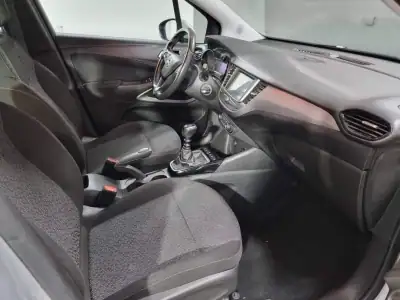 Opel Crossland X 2019 - 16900 EUR, 114000 km - AUTO.MOTO.pt - 114000km - foto 13 de 15