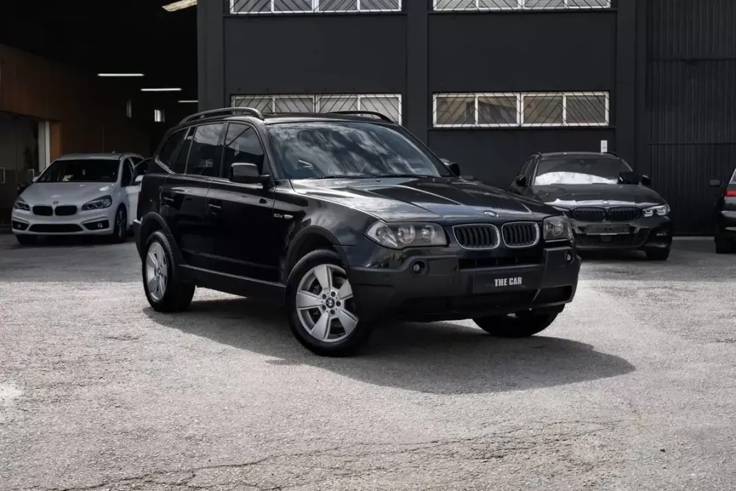 BMW X3 2005 - 7999 EUR, 299868 km - AUTO.MOTO.pt - 299868km - foto 1 de 19