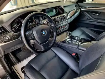 BMW 520 2016 - 18990 EUR, 188000 km - AUTO.MOTO.pt - 188000km - foto 14 de 30