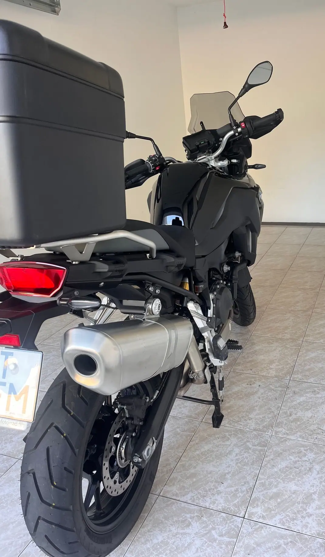 BMW F 800 GS Triple Black 2025 - 12400 EUR, 350 km - 350km - foto 6 de 15