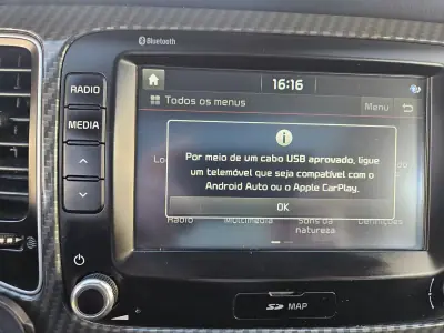 Kia Carens 2018 - 17500 EUR, 138200 km - AUTO.MOTO.pt - 138200km - foto 55 de 63