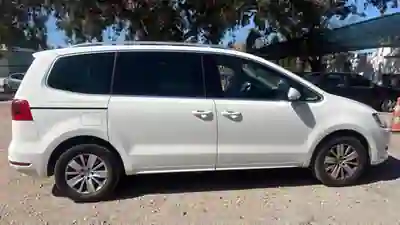 Volkswagen Sharan 2013 - 11800 EUR, 237000 km - foto 4 de 10