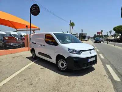 Fiat DOBLÒ VAN L2 BLUEHDI 1.5 100CV S&S 2023 - 16450 EUR, 138685 km - AUTO.MOTO.pt - 138685km - foto 3 de 10