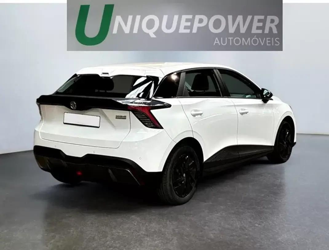 MG MG4 2023 - 18989 EUR, 24822 km - AUTO.MOTO.pt - 24822km - foto 5 de 17