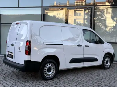 Peugeot Partner 1.5 BLUEHDI L2 Longa IVA Dedutível 2020 - 12500 EUR, 156592 km - AUTO.MOTO.pt - 156592km - foto 18 de 18