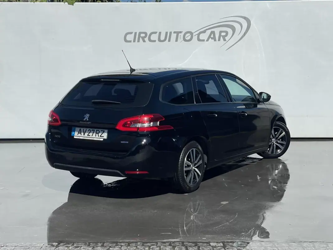 Peugeot 308 SW 2016 - 8450 EUR, 226460 km - 226460km - foto 3 de 29