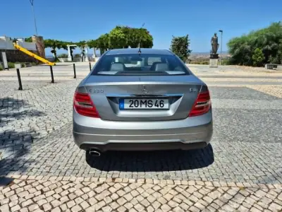 Mercedes-Benz C 220 2012 - 14900 EUR, 290081 km - AUTO.MOTO.pt - 290081km - foto 10 de 36