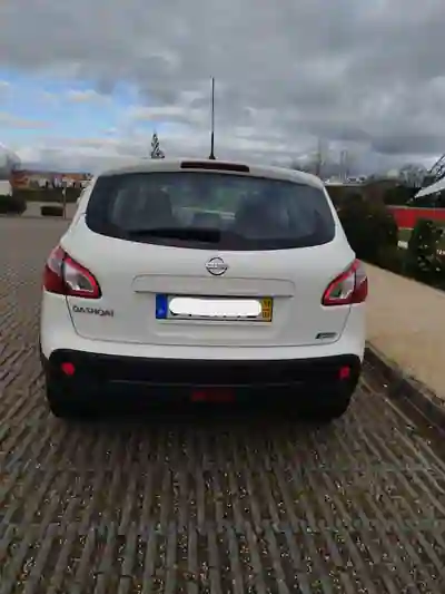 Nissan Qashqai 2011 - 12000 EUR, 101293 km - AUTO.MOTO.pt - 101293km - foto 4 de 15