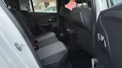 Opel Corsa 2022 - 13750 EUR, 44724 km - AUTO.MOTO.pt - 44724km - foto 18 de 19