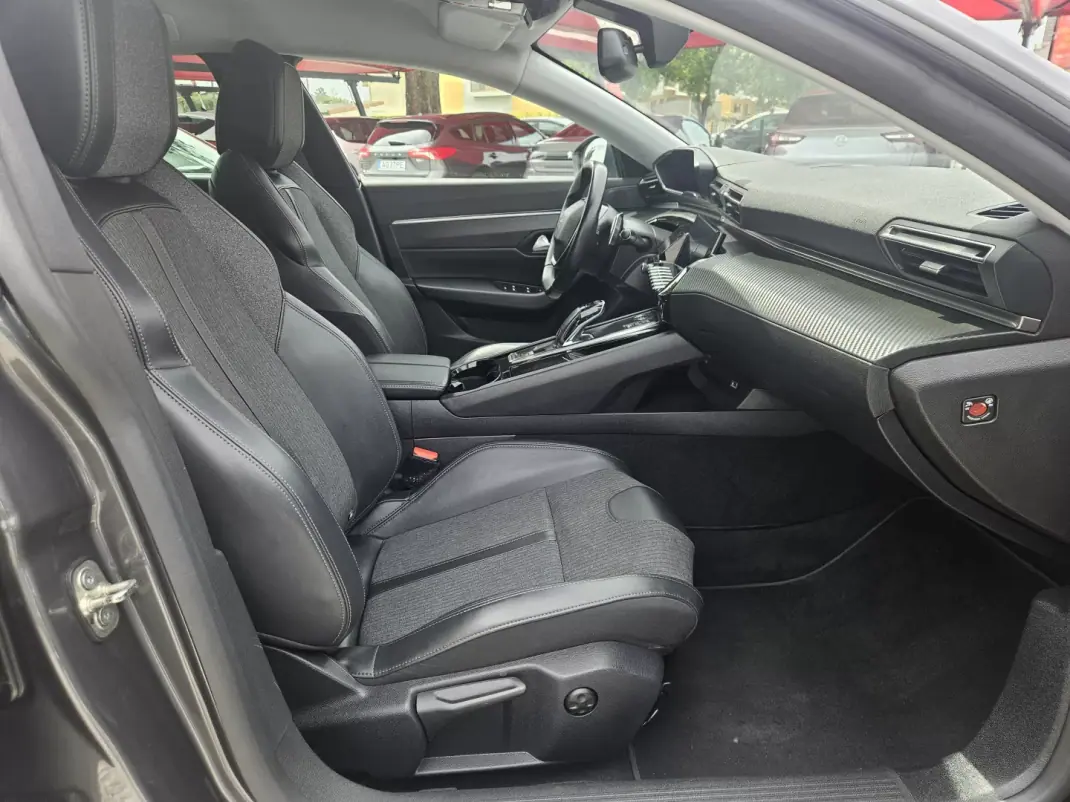 Peugeot 508 SW 2021 - 21500 EUR, 100130 km - AUTO.MOTO.pt - 100130km - foto 71 de 77