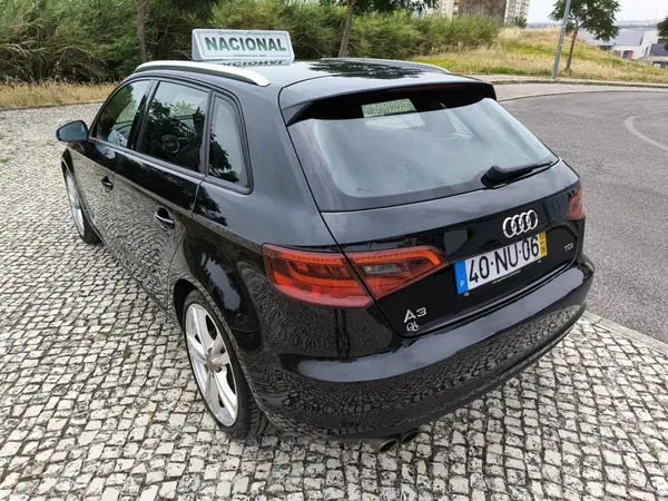 Audi A3 Sportback 2013 - 14950 EUR, 255105 km - AUTO.MOTO.pt - 255105km - foto 11 de 60