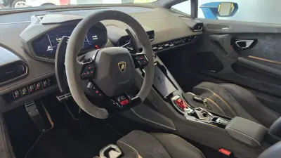 Lamborghini Huracán 2024 - 397500 EUR, 11996 km - AUTO.MOTO.pt - 11996km - foto 48 de 79