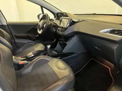 Peugeot 2008 2016 - 9990 EUR, 90000 km - AUTO.MOTO.pt - 90000km - foto 7 de 49