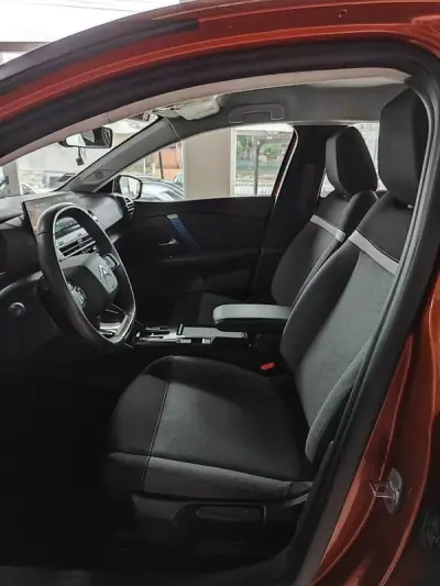 Citroën e-C4 2022 - 18500 EUR, 29900 km - AUTO.MOTO.pt - 29900km - foto 13 de 32