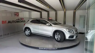 Mercedes-Benz GLA 180 2018 - 24900 EUR, 41570 km - 41570km - foto 9 de 52