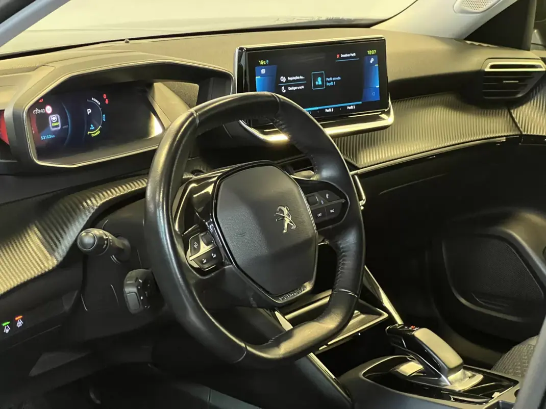 Peugeot e-2008 2020 - 18990 EUR, 50000 km - AUTO.MOTO.pt - 50000km - foto 19 de 51