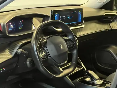 Peugeot e-2008 2020 - 18990 EUR, 50000 km - AUTO.MOTO.pt - 50000km - foto 19 de 51