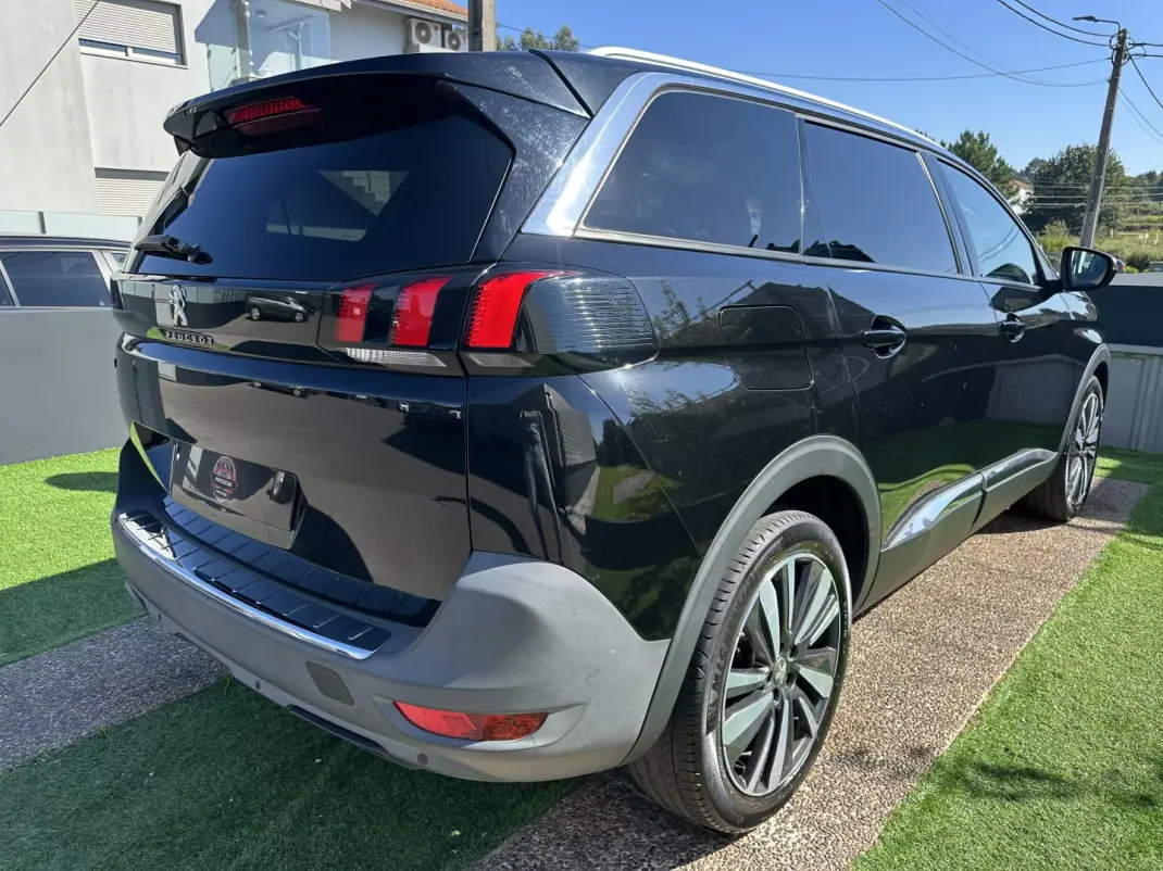 Peugeot 5008 2018 - 14900 EUR, 190000 km - 190000km - foto 9 de 73